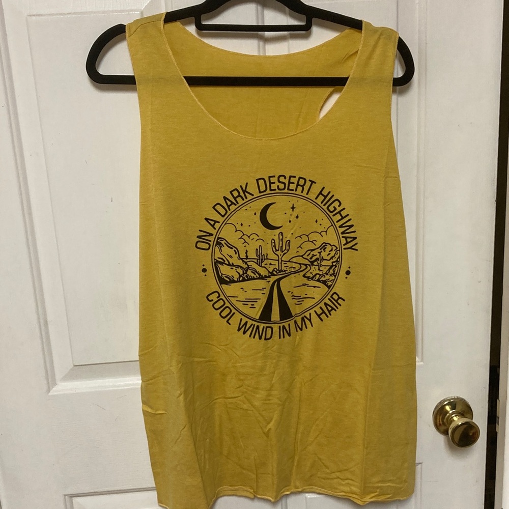 3/$20 bundle and save..
Yellow Graphic Desert Highway Tank